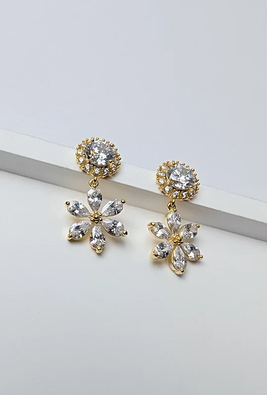 Daisy Spark Drop Earrings