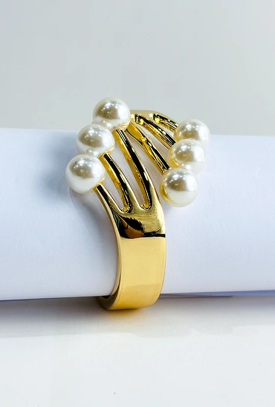 Pearl Cascade Bracelet